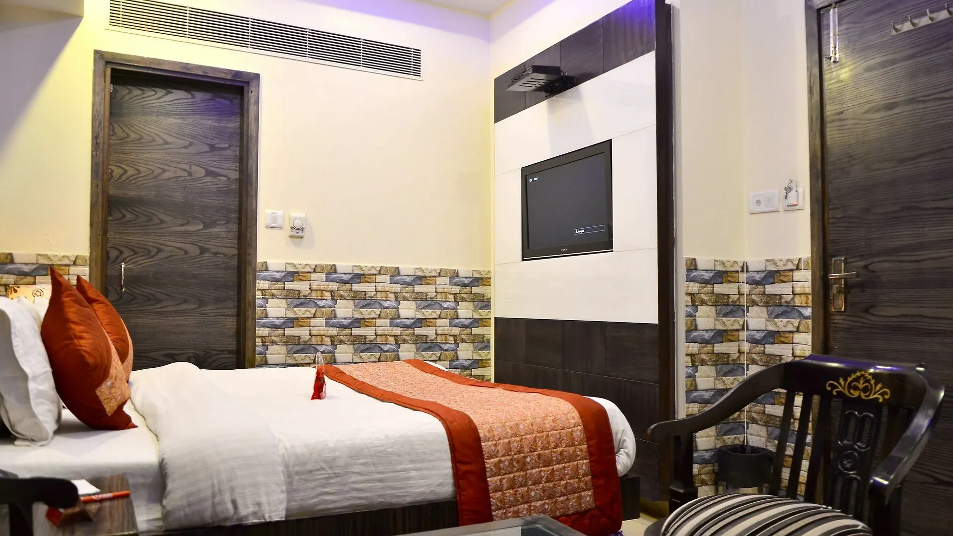 Oyo 11357 Karol Bagh Hotell Delhi  3*, Delhi (National Capital Territory of India) Indien